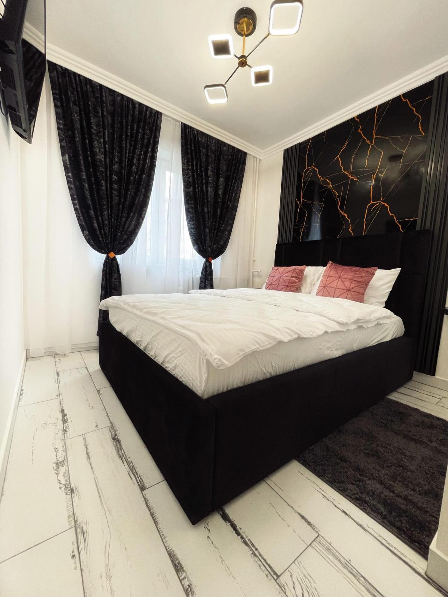 Apartament Premium Isabella Arad Exterior foto